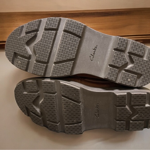 Clarks Men's Dempsey Peak Ankle Boot, British Tan Leather - Picture 10 of 10